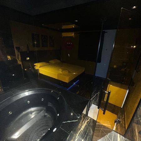 Motel Contigo Guarulhos Eksteriør bilde