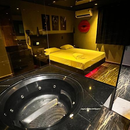 Motel Contigo Guarulhos Eksteriør bilde